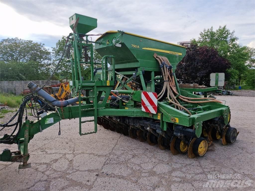 John Deere 750 A Siewniki kombinowane
