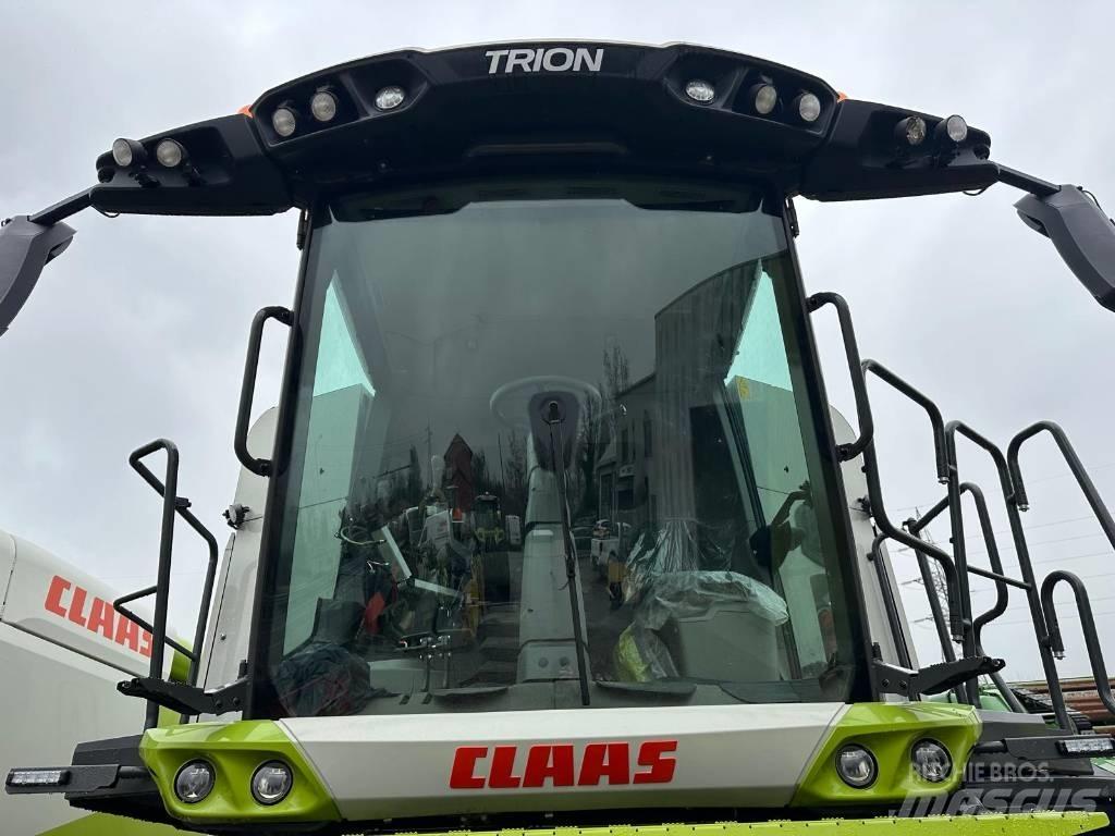 CLAAS Trion 530 Kombajny zbożowe