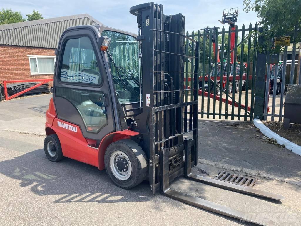 Manitou Mi25D Wózki Diesla
