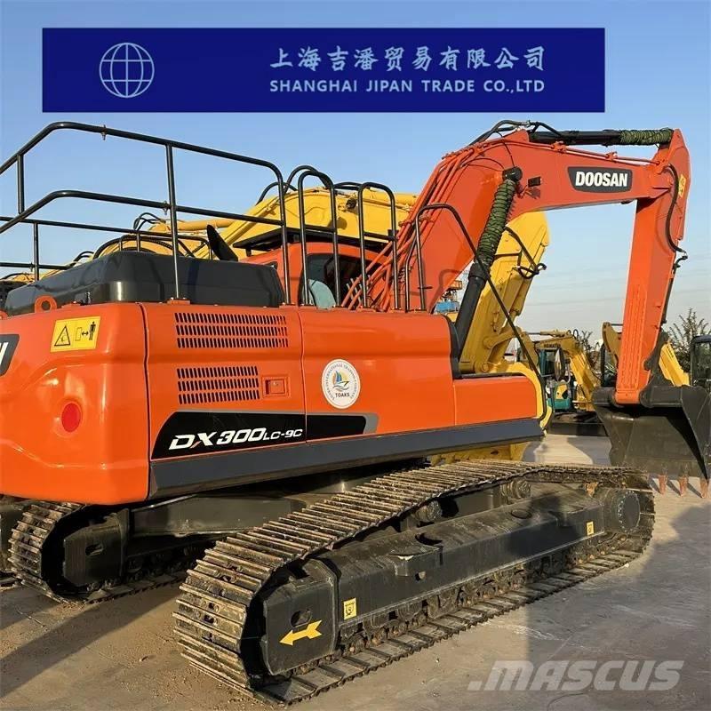 Doosan DX 300 Koparki gąsienicowe