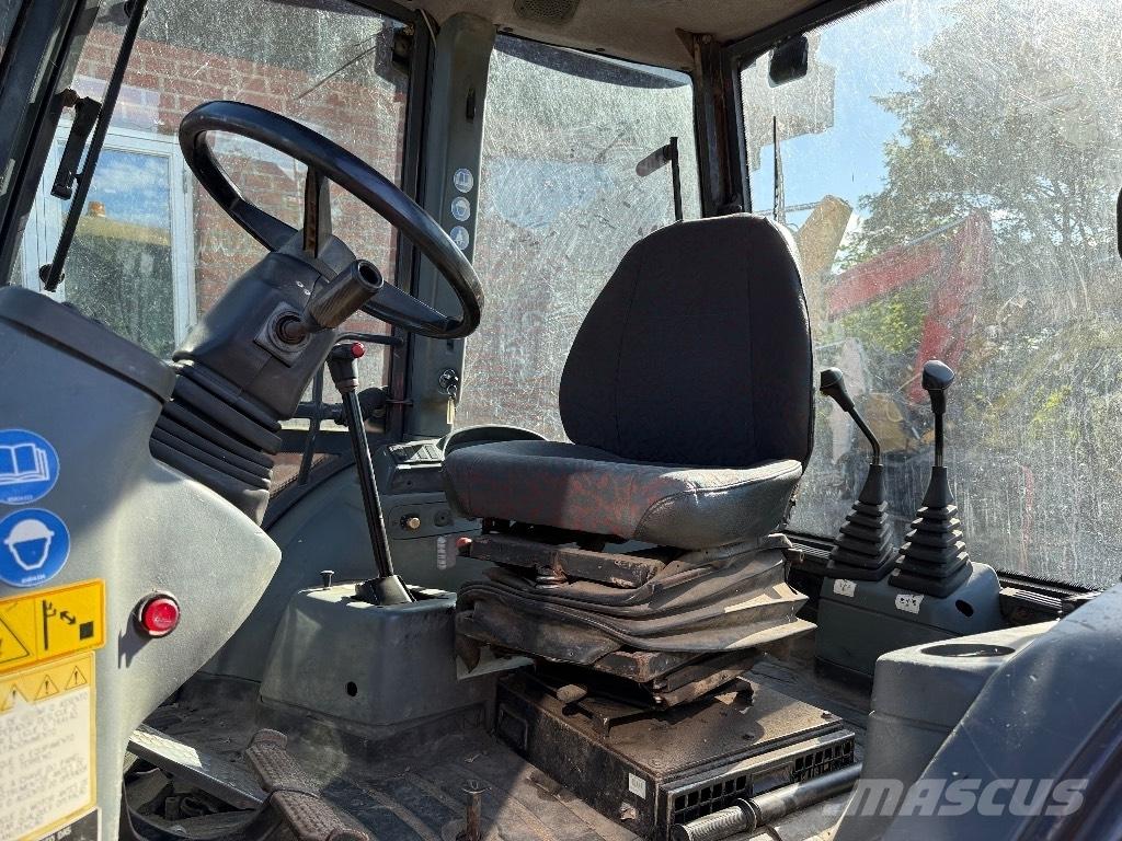 New Holland NH 95 Koparko-ładowarki