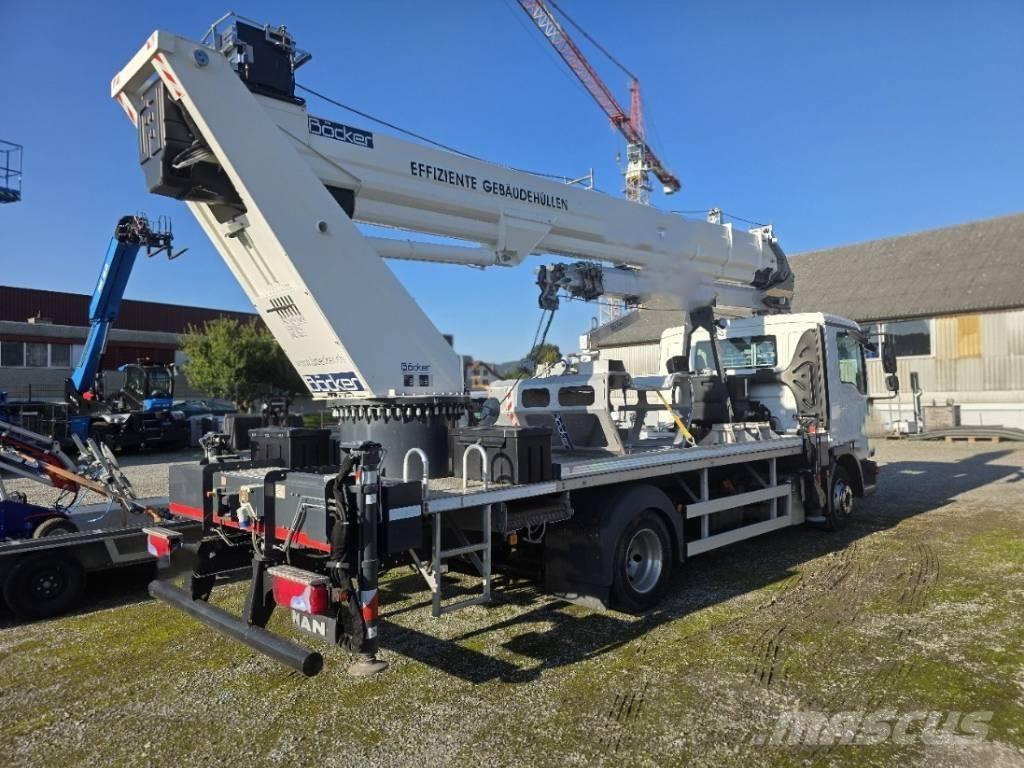 Böcker AK 37/4000 Żurawie terenowe