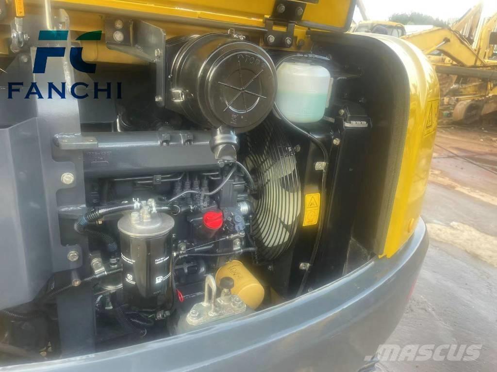 Komatsu PC 56 Minikoparki