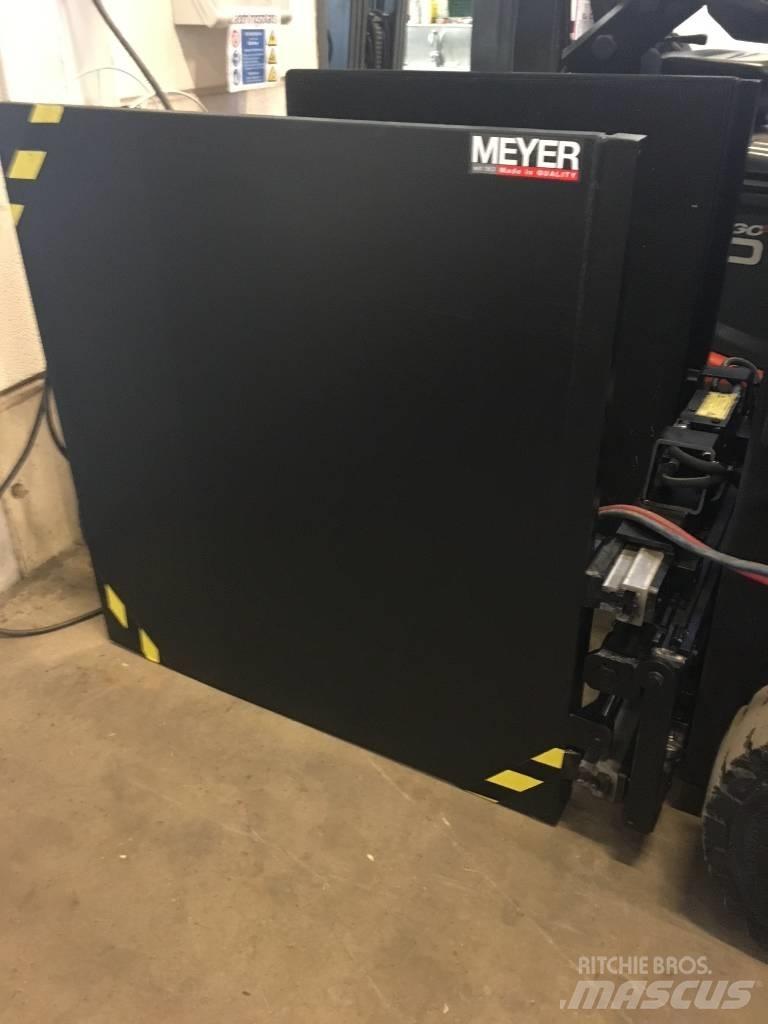 Meyer 3-0302N Inne chwytaki