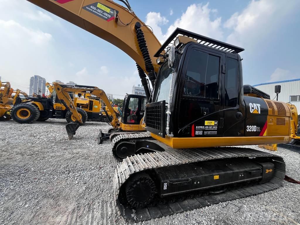 CAT 320 D2L Koparki gąsienicowe