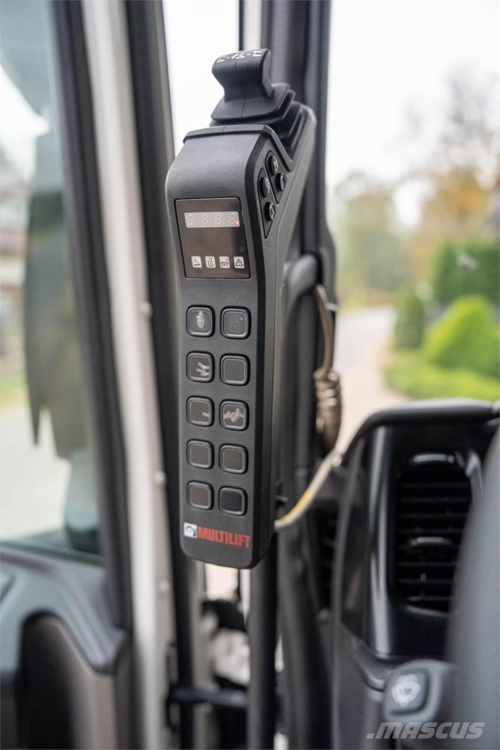 Scania P420 6X2 Hakowce