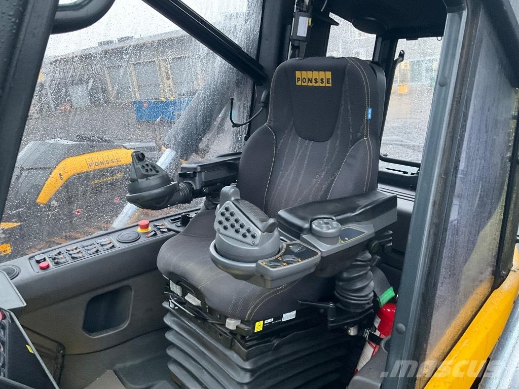 Ponsse SCORPION 8W Harwestery