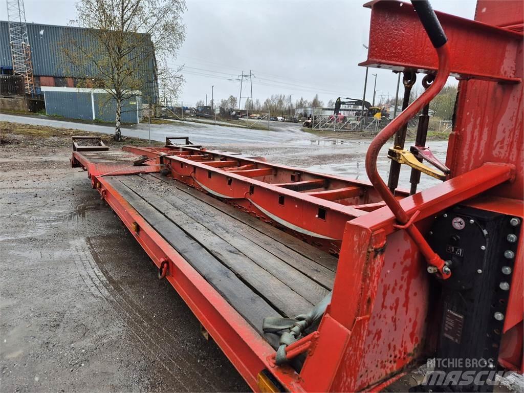 Sisu E13 450 Inne