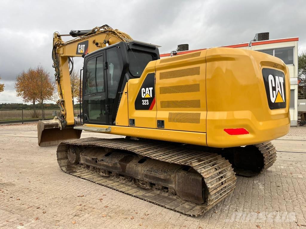 CAT 323 07A Koparki gąsienicowe