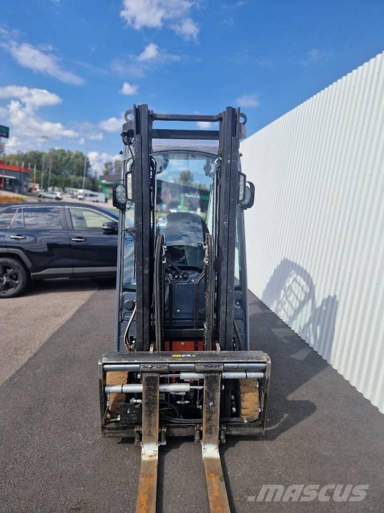 Toyota 8 FBE 16 T Wózki elektryczne
