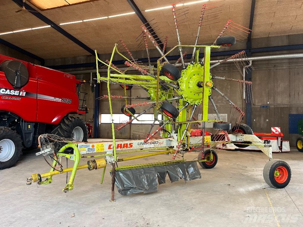 CLAAS Liner 880 L Zgrabiarki i przetrząsacze
