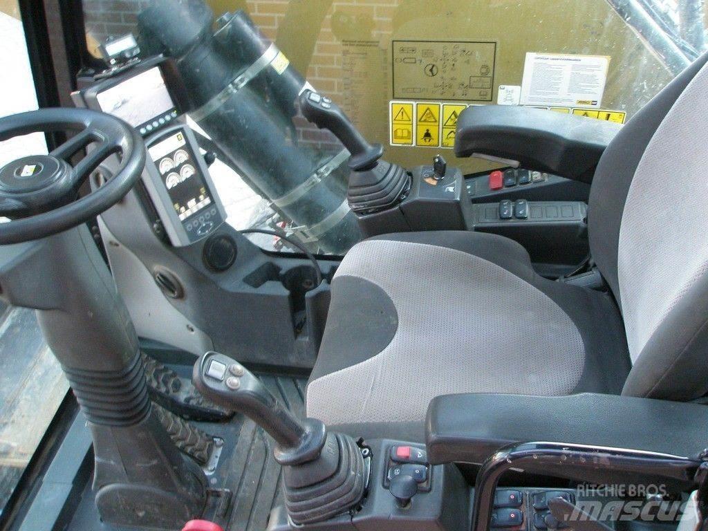 CAT MH3024 Koparki przeładunkowe