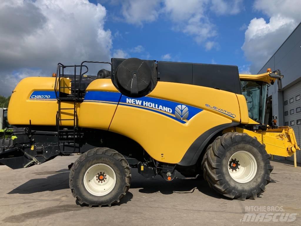 New Holland CX 8070 Kombajny zbożowe