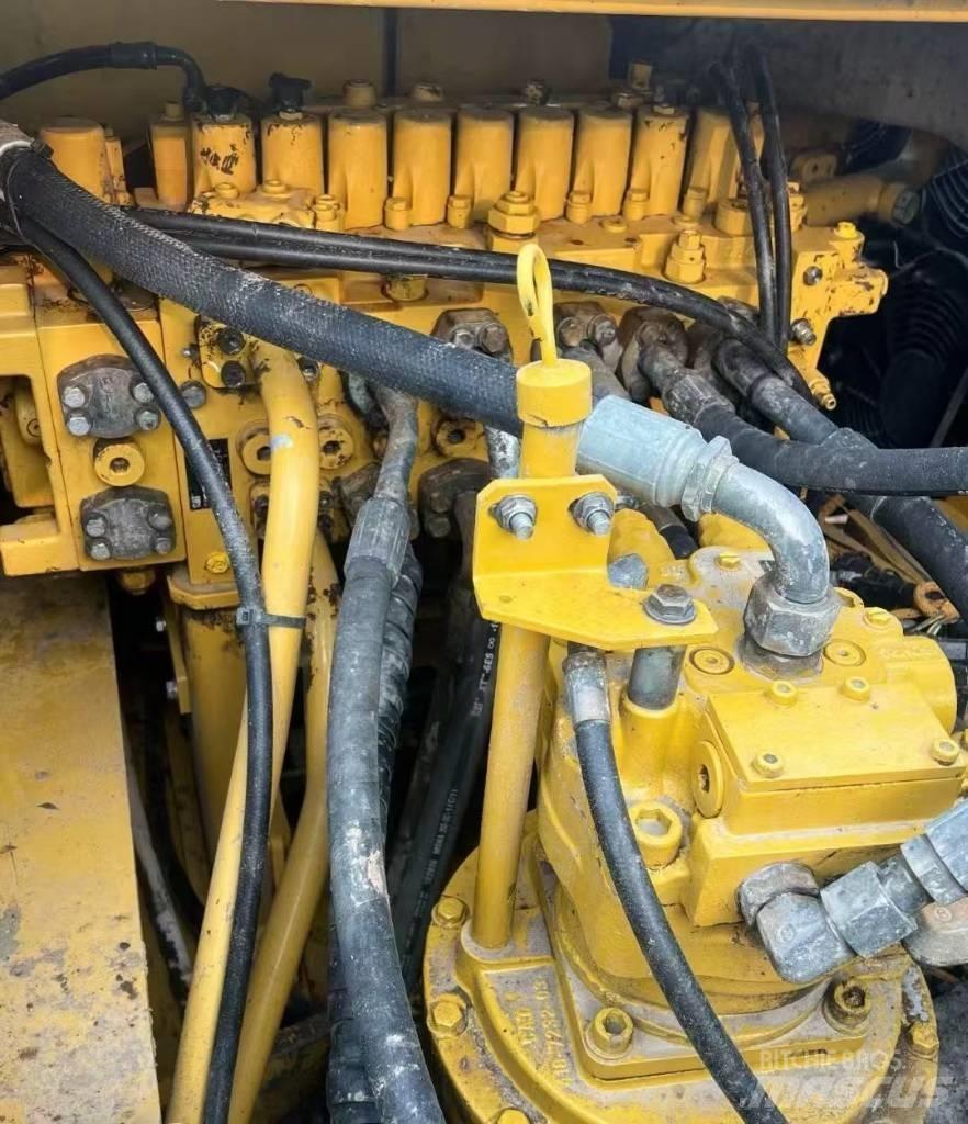 CAT 330GC Koparki gąsienicowe