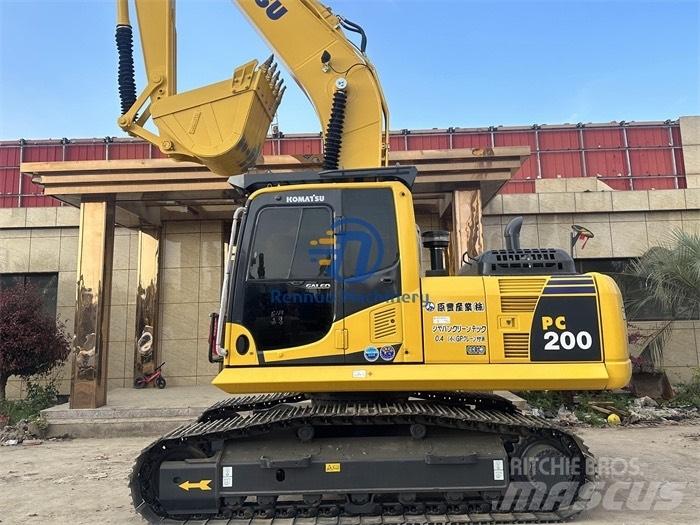 Komatsu PC200-8MO Koparki gąsienicowe