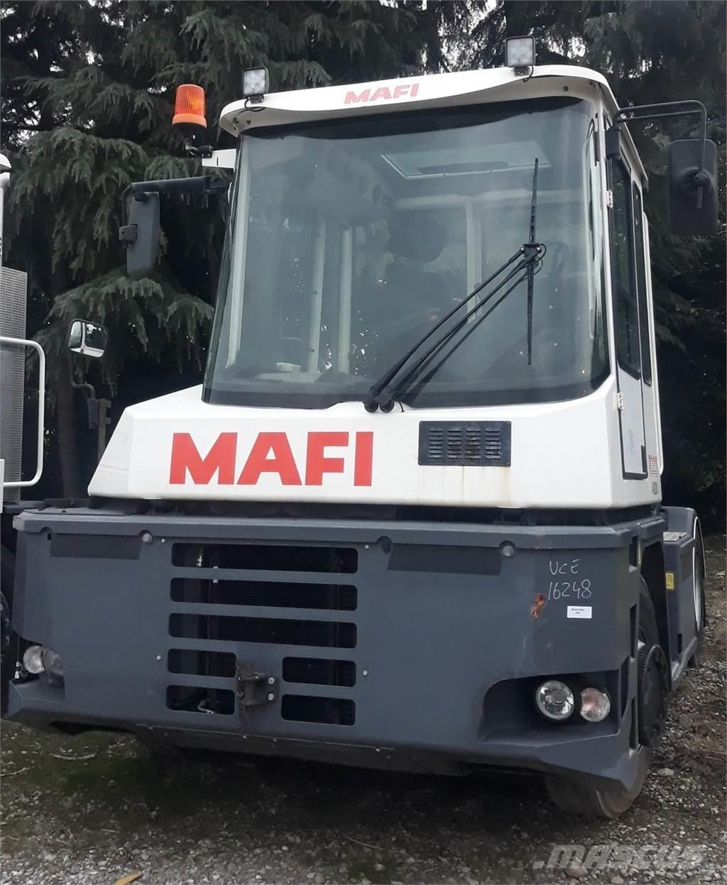  R332-4x4 Ciągniki terminalowe