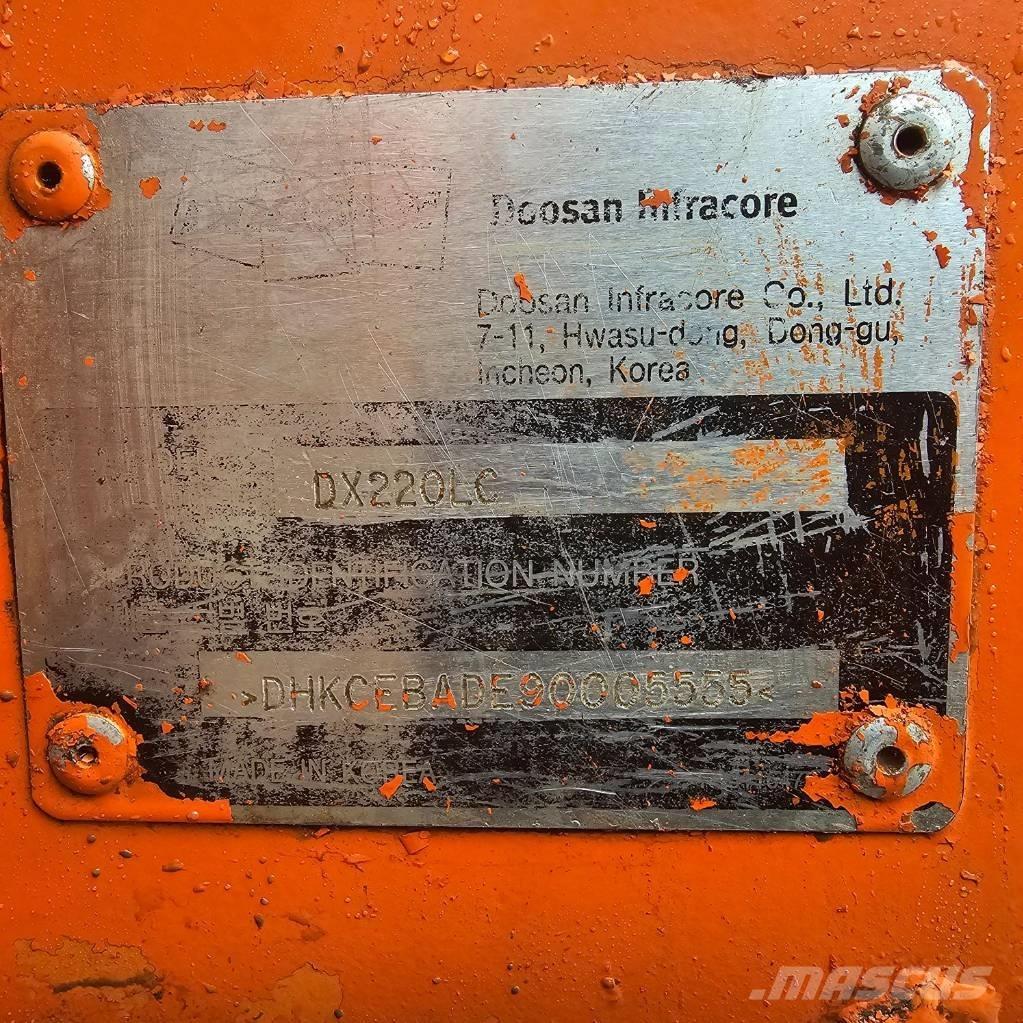 Doosan DX 220 LCA Koparki gąsienicowe
