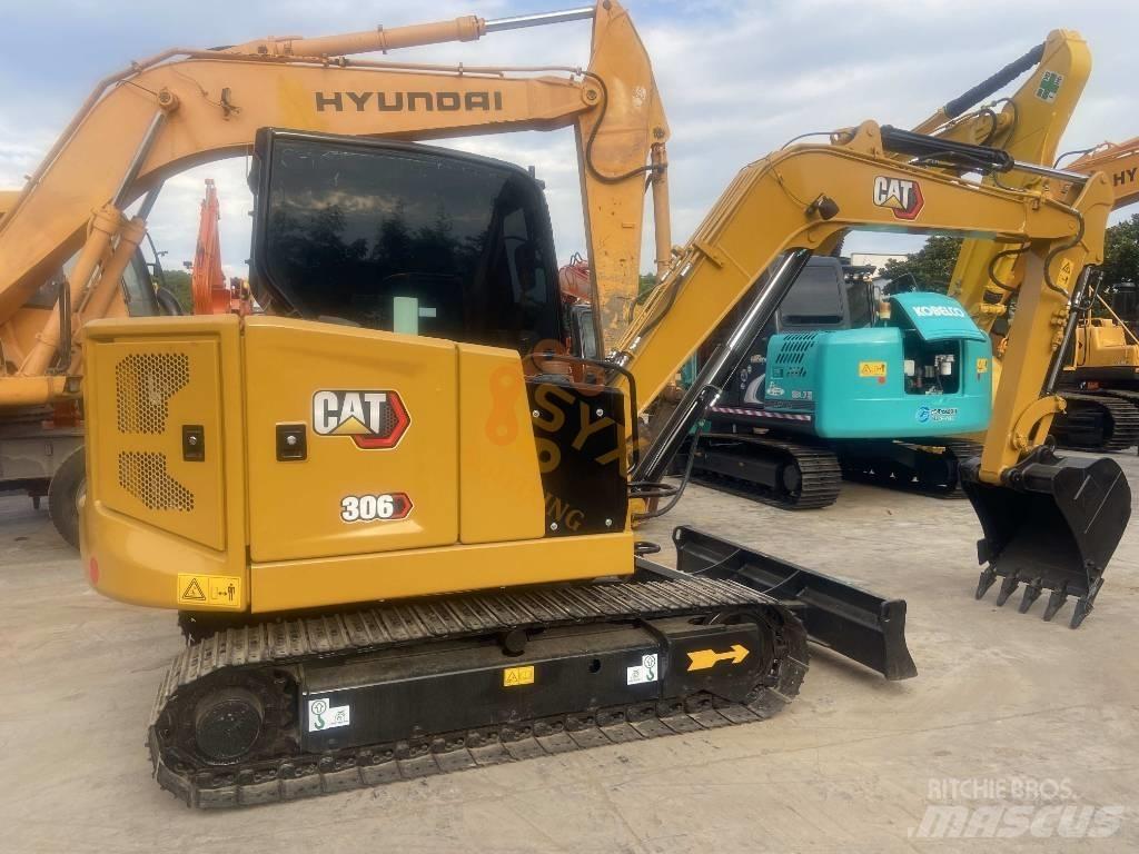 CAT 306 Minikoparki
