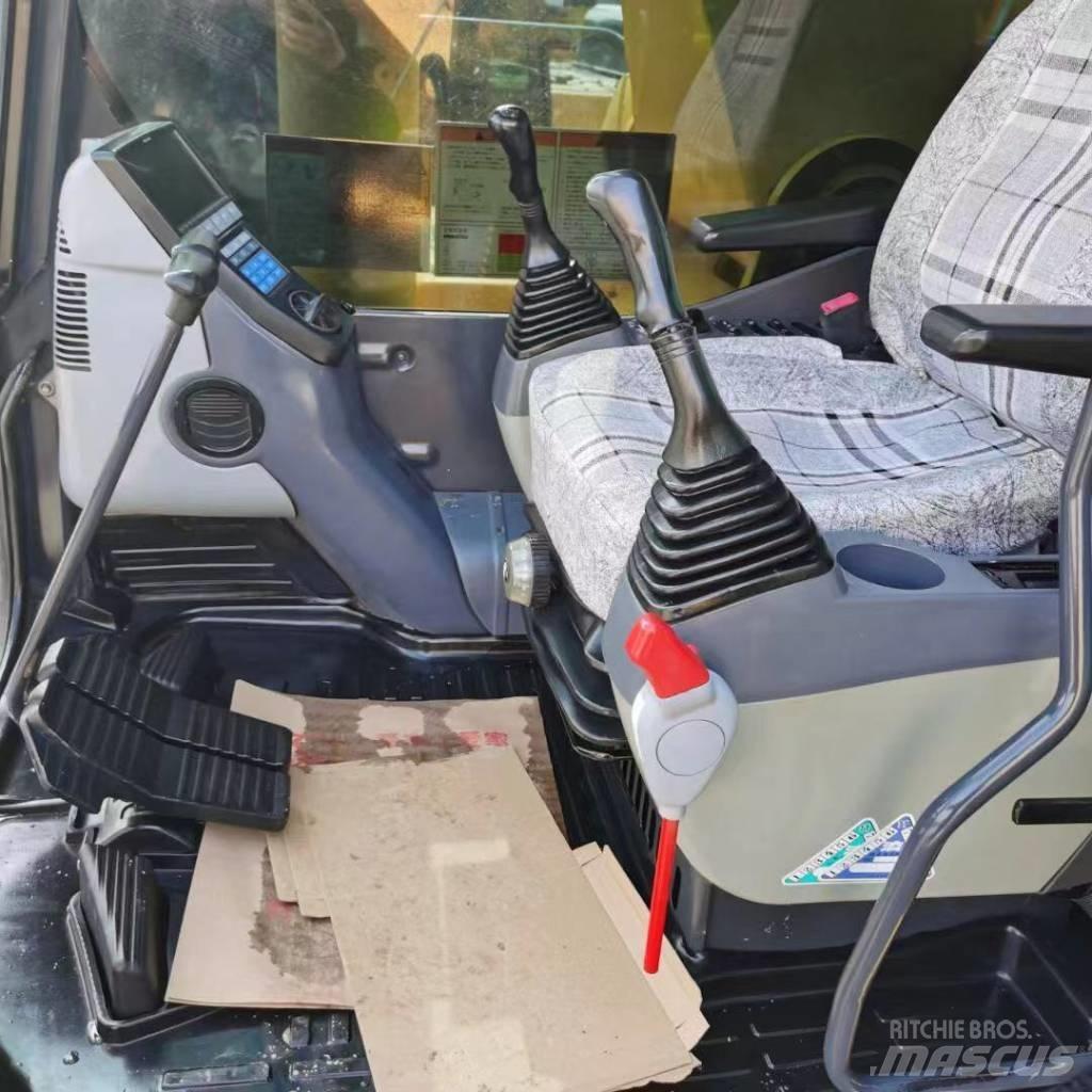 Komatsu 450LC-8 Koparki gąsienicowe