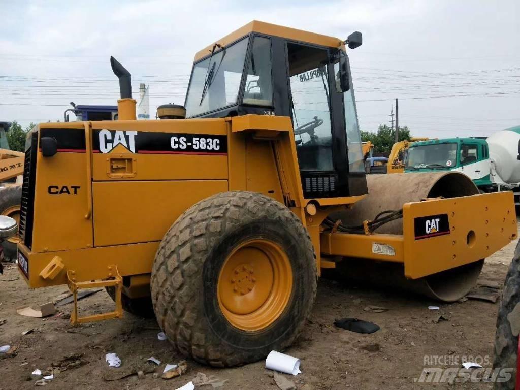 CAT CS 583 C Walce jednobębnowe