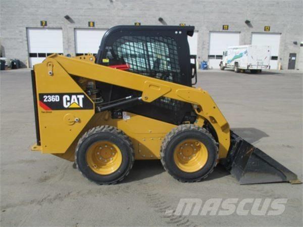 CAT 236 D Ładowarki burtowe