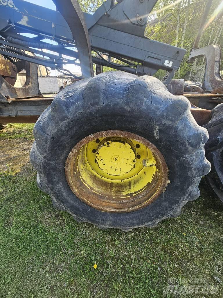 John Deere 1510 G Forwardery