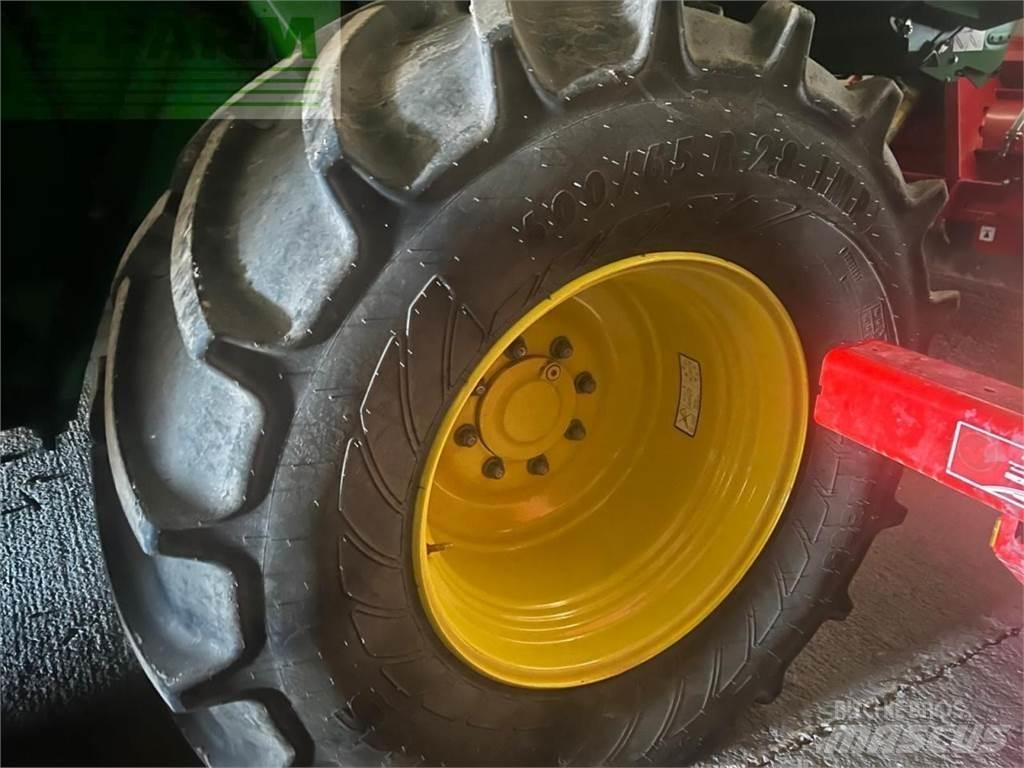 John Deere T550 Kombajny zbożowe