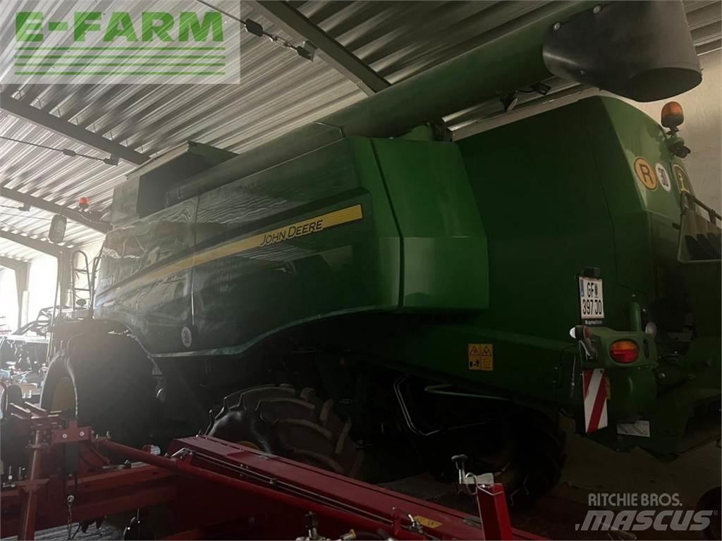 John Deere T550 Kombajny zbożowe