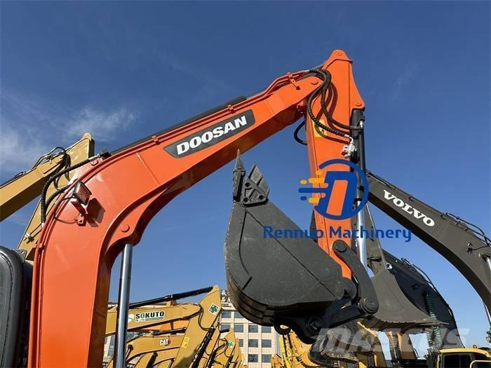 Doosan DX 60 Minikoparki