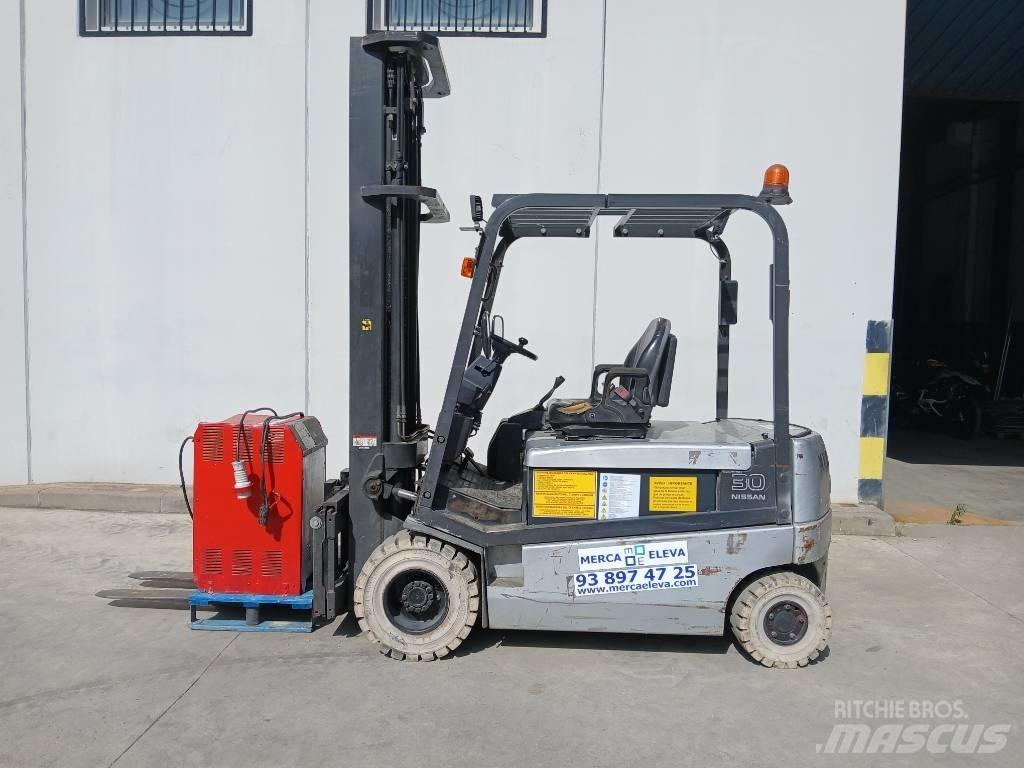 Nissan GQ02 L 30 CU Wózki elektryczne