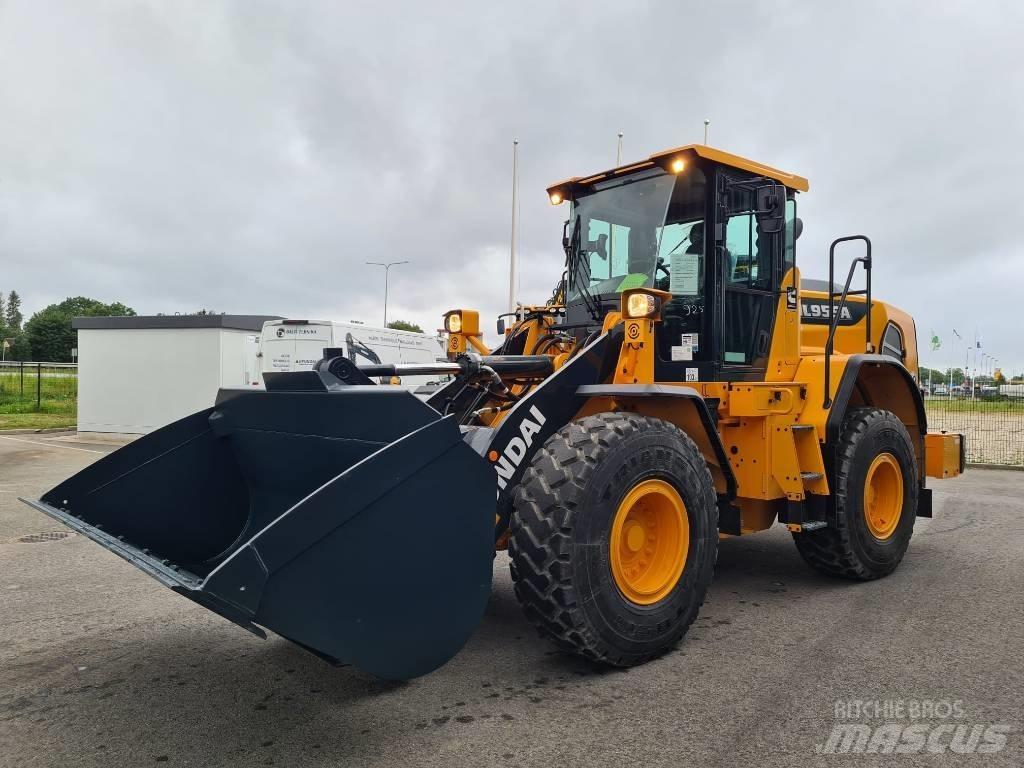 Hyundai HL955 A Ładowarki kołowe
