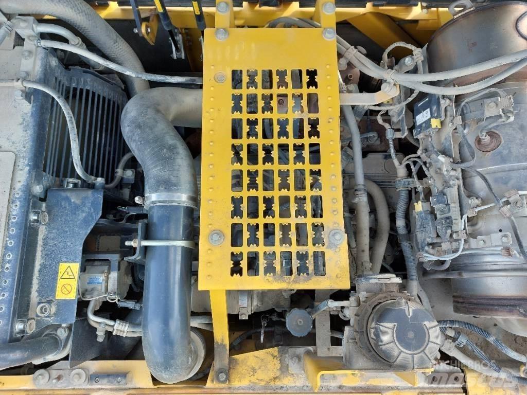 Komatsu HB365LC-3 Koparki gąsienicowe