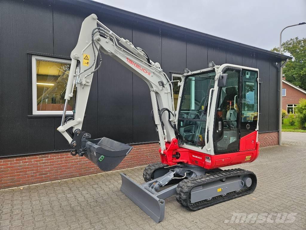 Takeuchi TB 230 Minikoparki