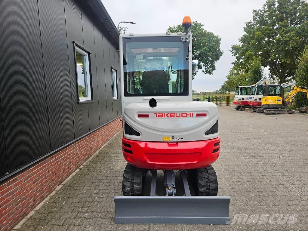 Takeuchi TB 230 Minikoparki