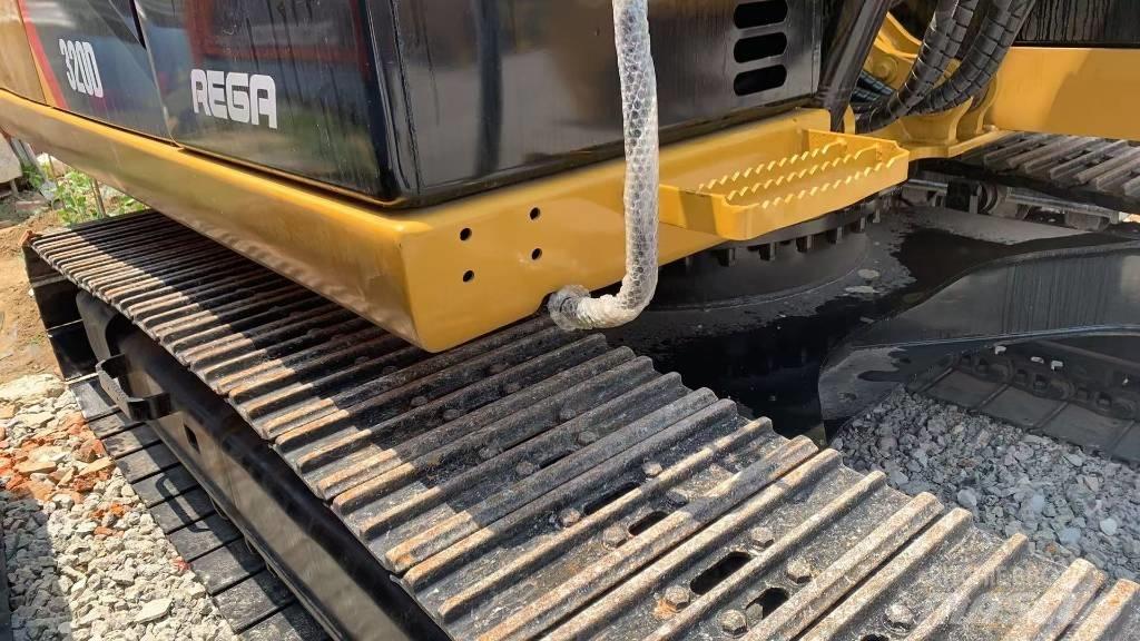 CAT 320 D L Koparki gąsienicowe