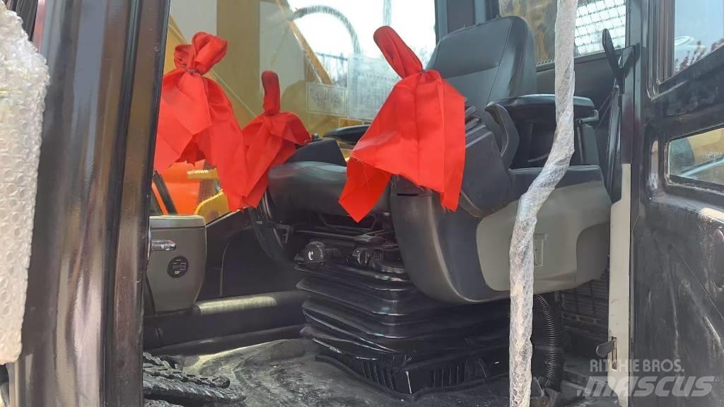 CAT 320 D L Koparki gąsienicowe