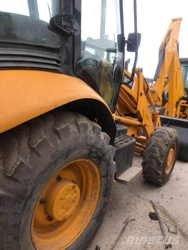 JCB 3cx Koparko-ładowarki
