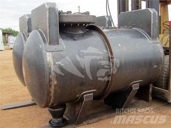 Tiger 750 GAL Zbiorniki