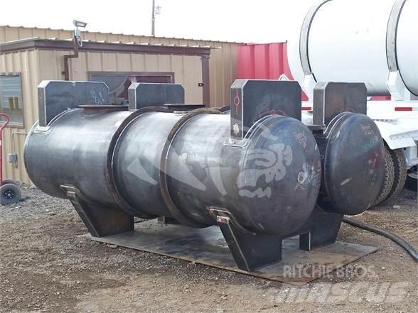 Tiger 750 GAL Zbiorniki