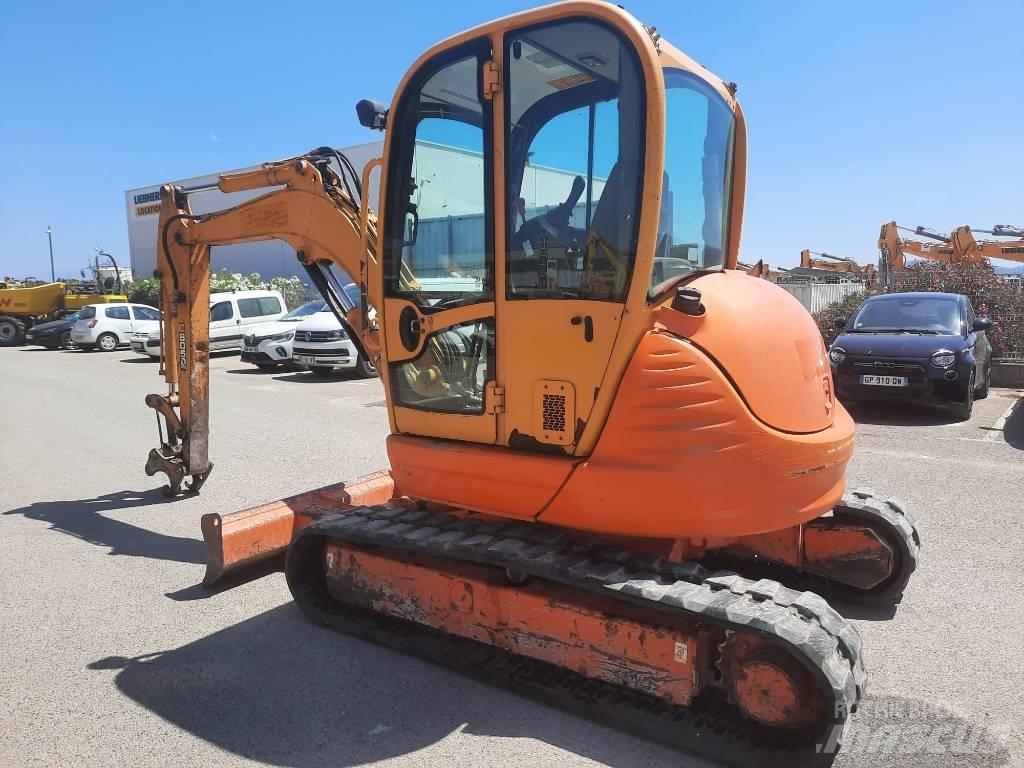 JCB 8050 RTS Minikoparki