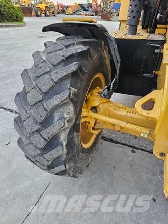 CAT 428F2 Koparko-ładowarki