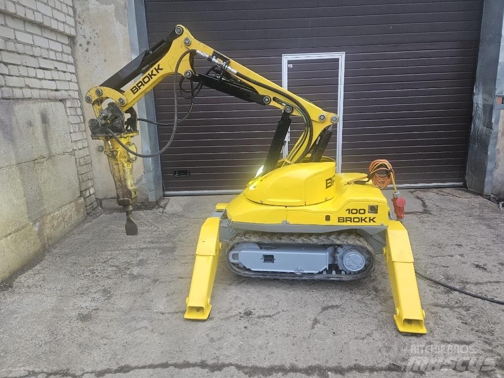 Brokk 100 Koparki wyburzeniowe