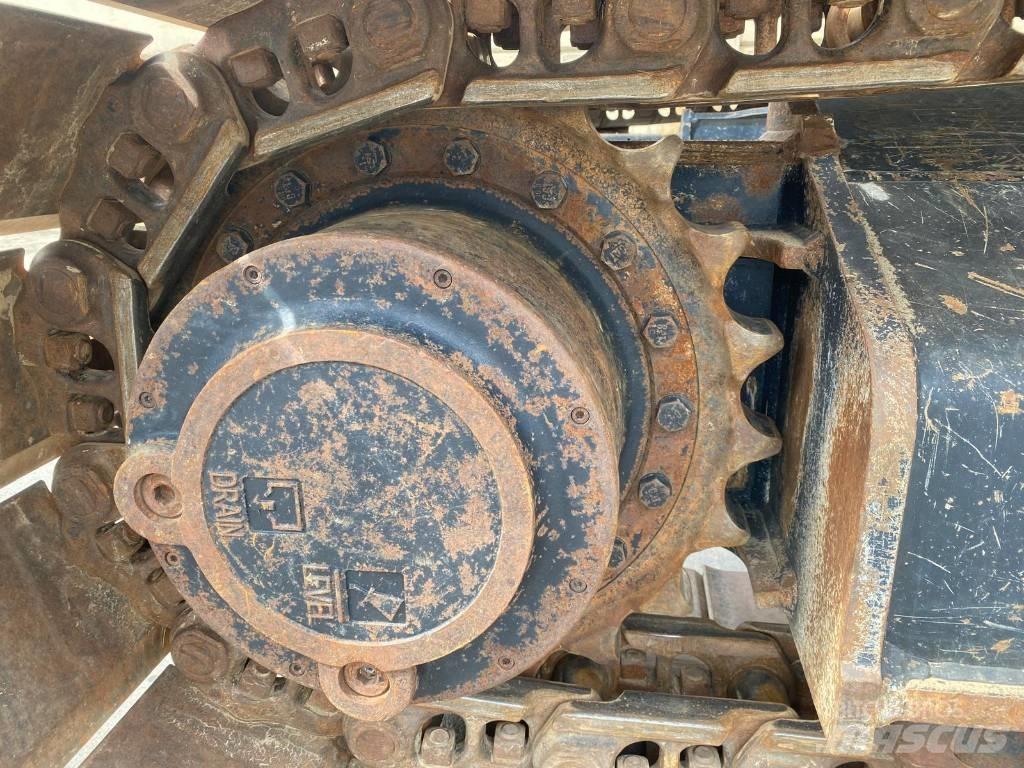 CAT 330 Koparki gąsienicowe