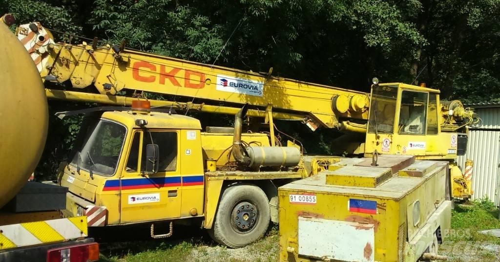 Tatra AD28 AD28 Żurawie szosowo-terenowe