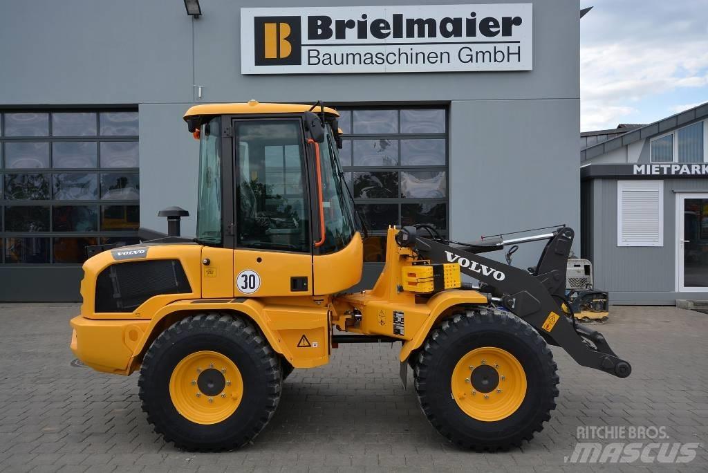Volvo L30HS Ładowarki kołowe