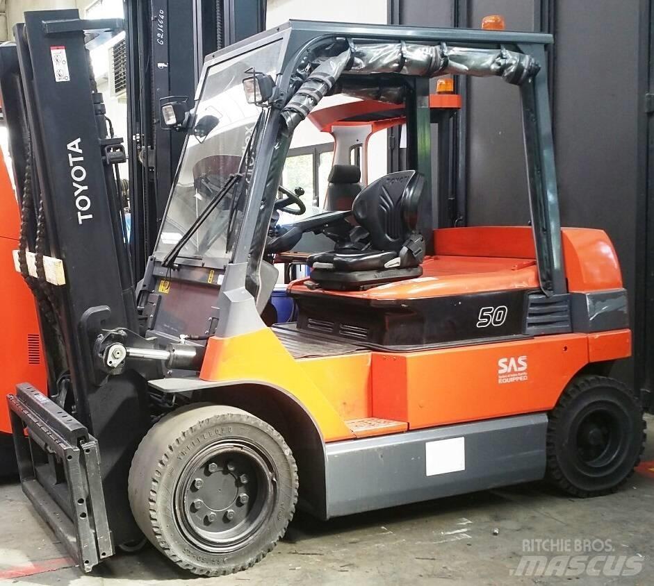 Toyota 7 FB MF 50 Wózki elektryczne