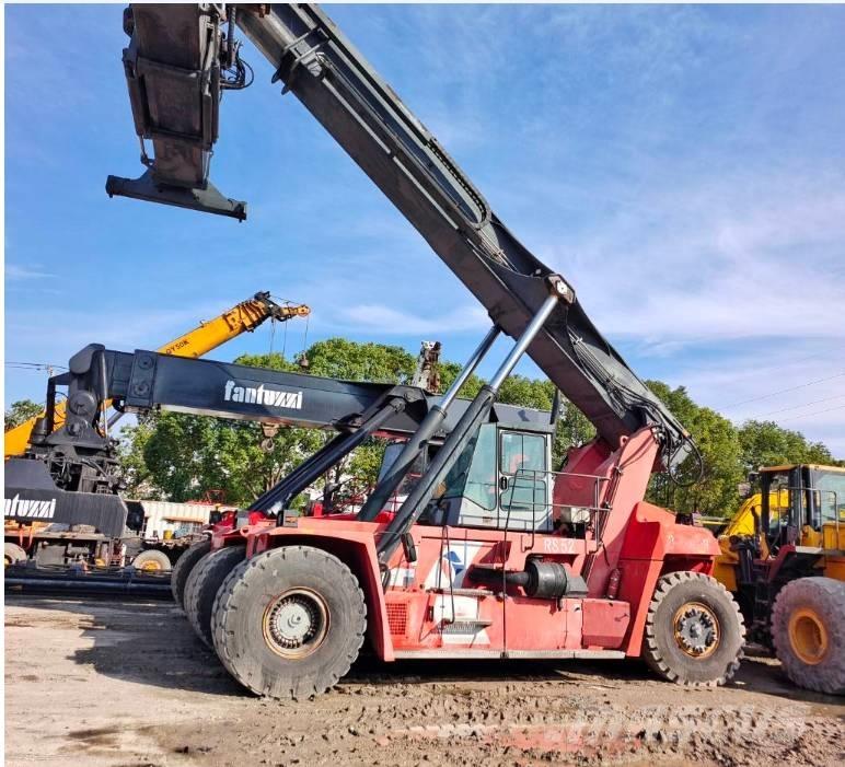 Fantuzzi CS 45 KM Wózki typu Reachstacker
