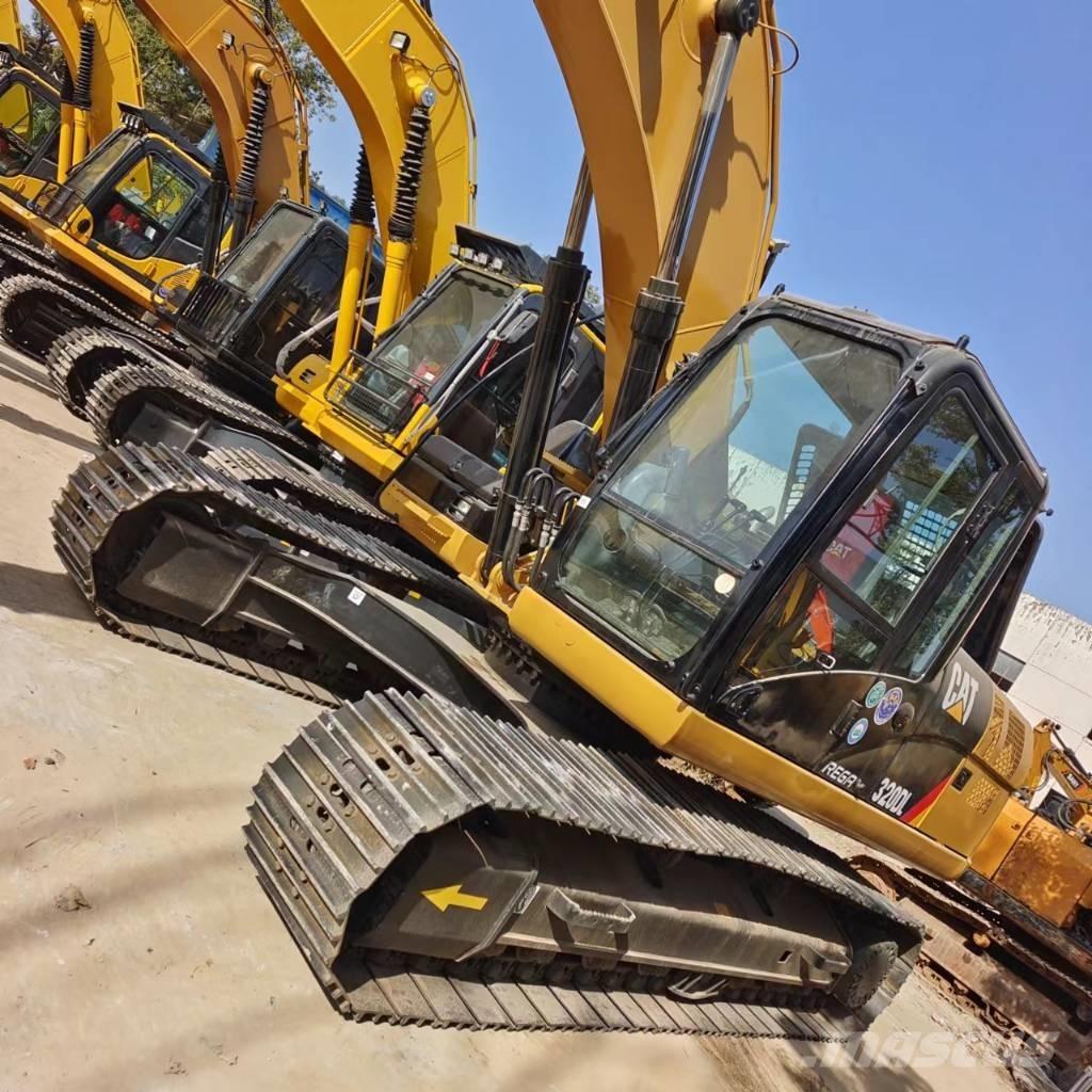 CAT 320 D L Koparki gąsienicowe