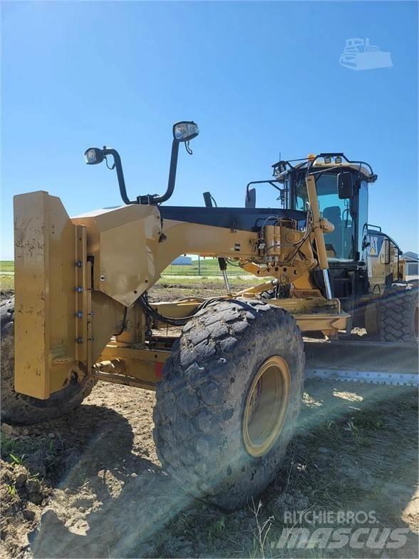 CAT 14M Równiarki