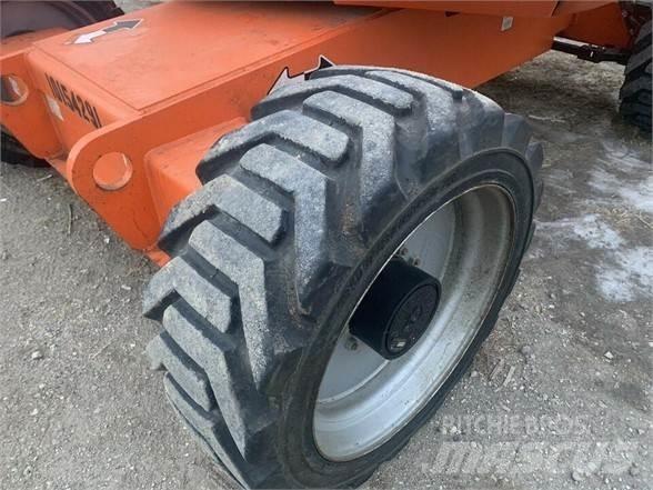 JLG 600AJ Podnośniki przegubowe